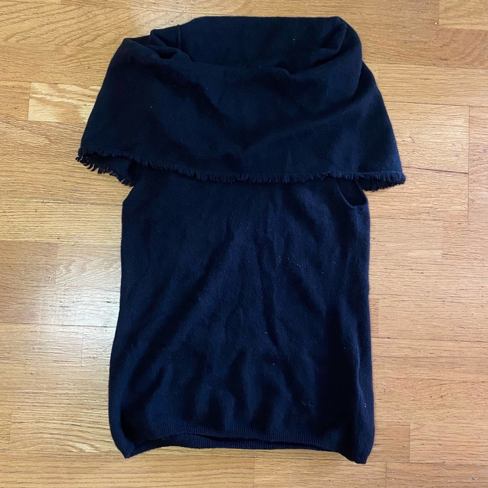 Minnie Rose Cashmere Capsule Wardrobe Minimalist Fray Off Shoulder Career Sweat…
